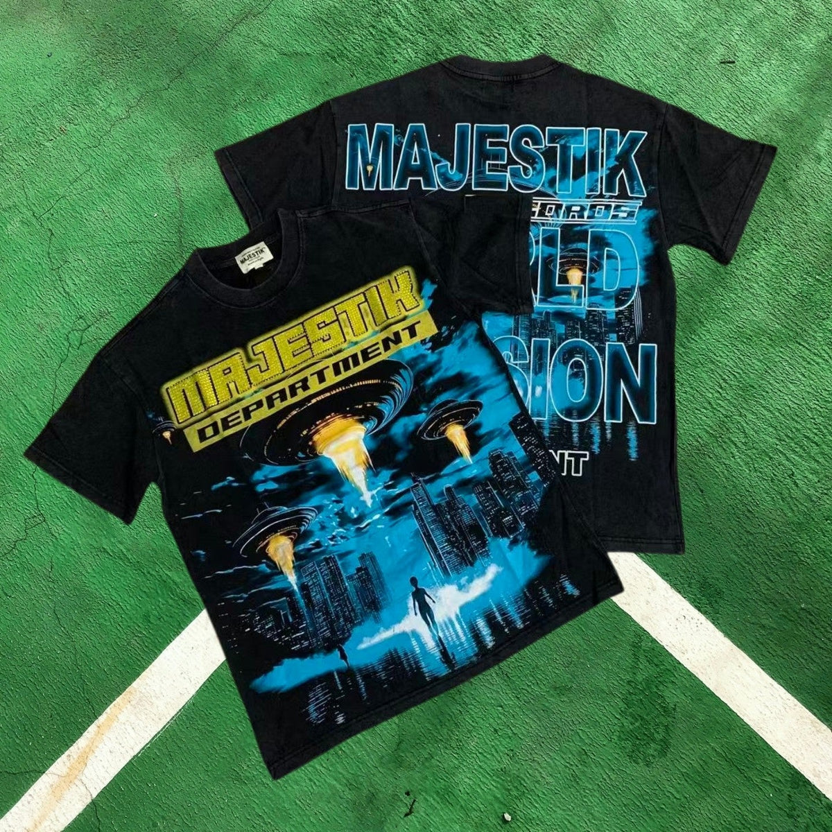 MIXED EMOTION Washed Black UFO Graphic T-Shirt